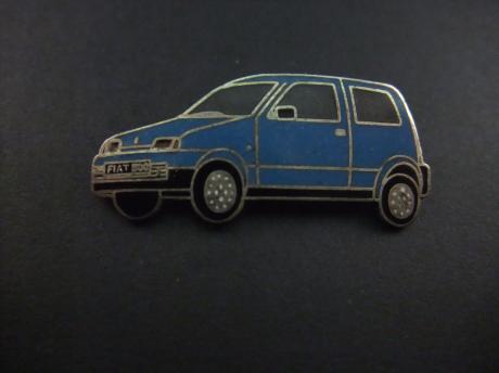 Fiat Cinquecento (1991 tot 1998 ) miniklasse opvolger van de Fiat 126, blauw